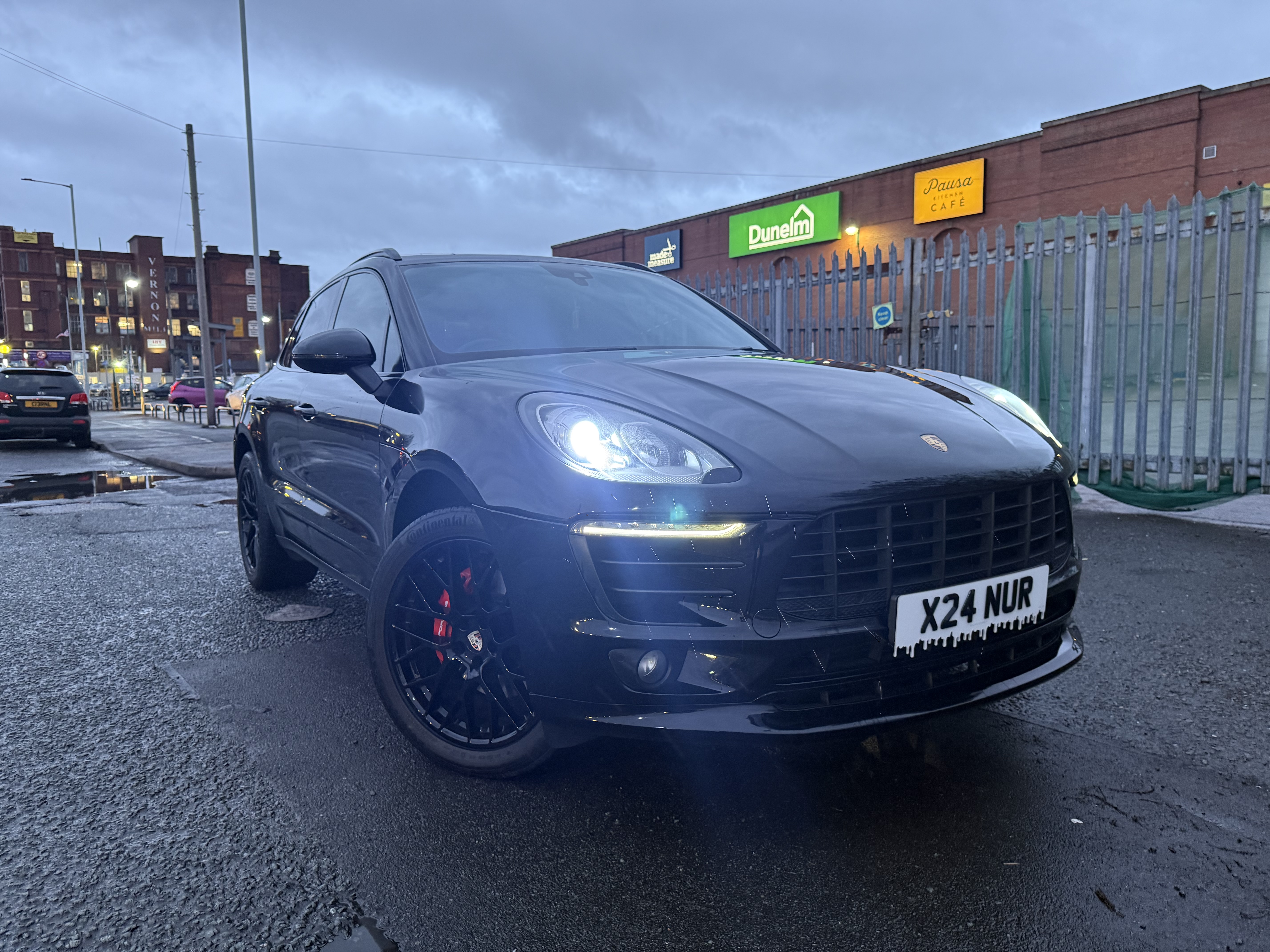 Porsche Macan S